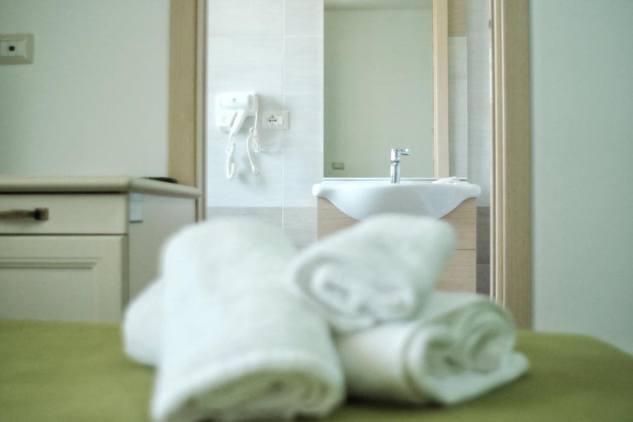 Agriturismo Albachiara Bisignano ภายนอก รูปภาพ