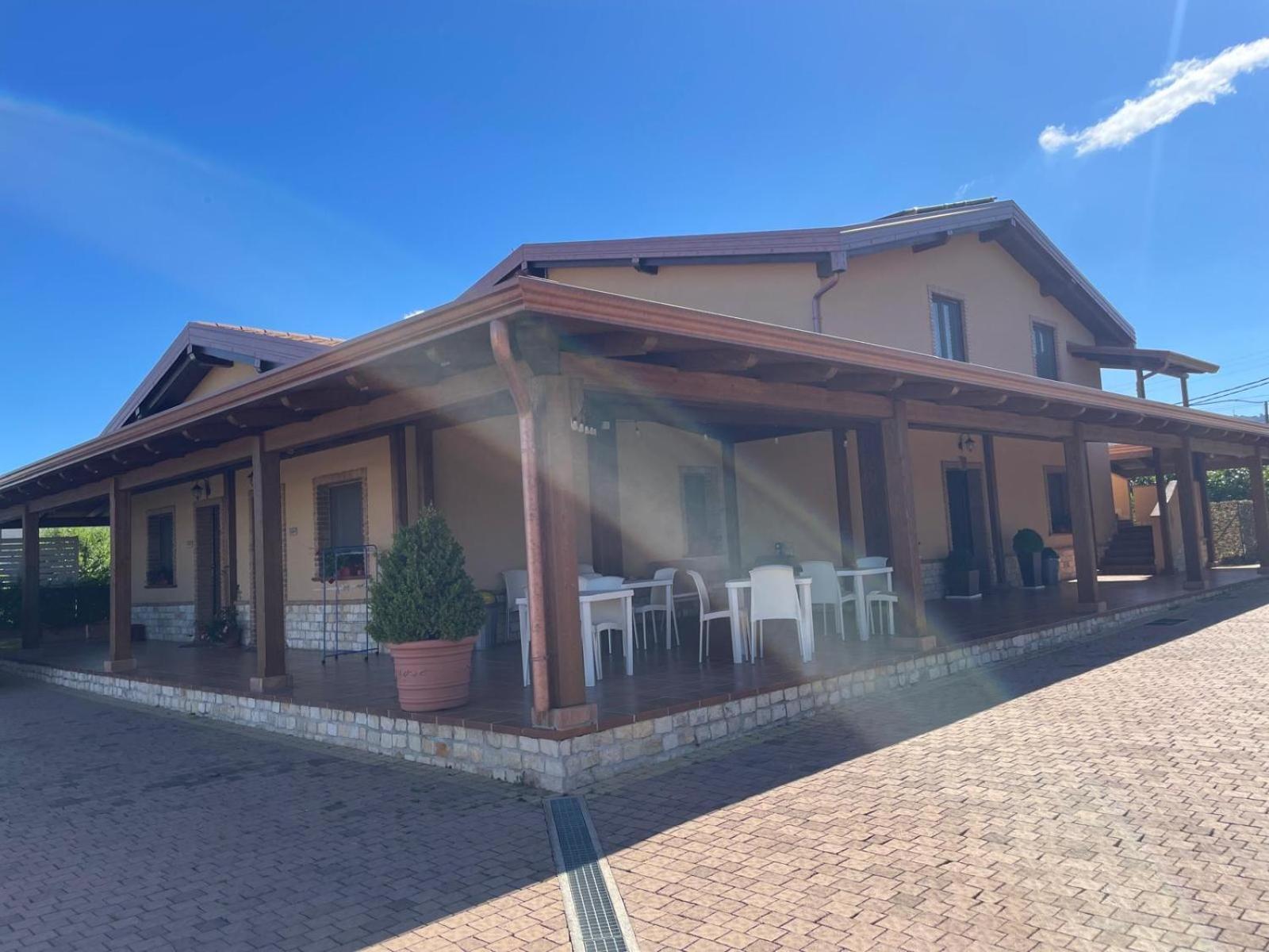 Agriturismo Albachiara Bisignano ภายนอก รูปภาพ